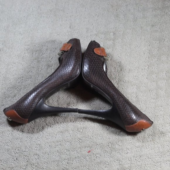 Gianni Bini Dark Brown Circle Pattern Camel-Colored Buckle & Heel Patch Shoes - Picture 4 of 7